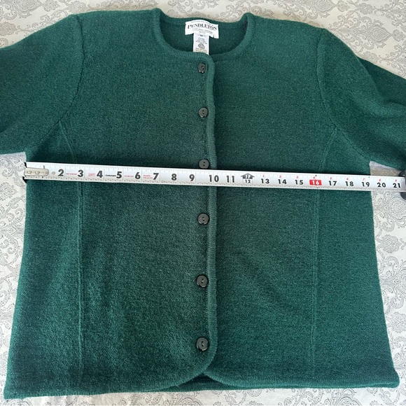 Vintage PENDLETON 100% Wool Cardigan Green - Picture 2 of 6